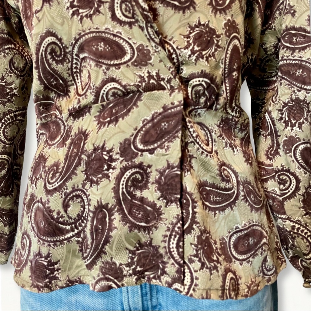 Vintage 1990s Neutral Tan + Brown Paisley Print 100% Silk V-Neck Blouse - Picture 5 of 11